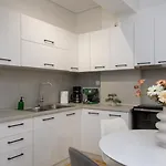 アパート La Casa Nikol Meteora カランバカ